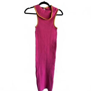 Chic Ribbed Maxi Dress with Bold Trim medium